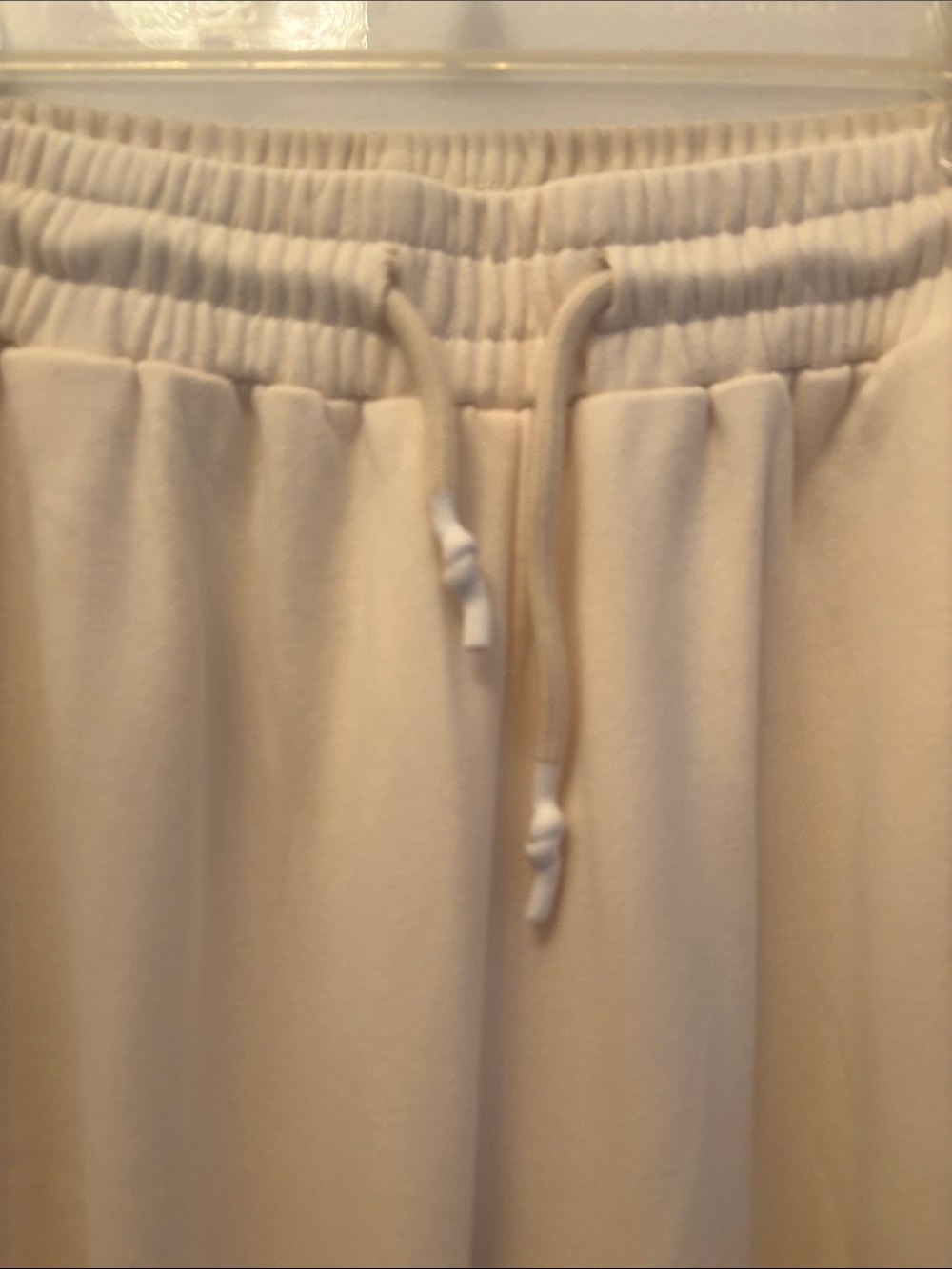 easel | NWT Cream Wide-Leg Drawstring Pants with Daisy Appliqué Sz L - Picture 6 of 11